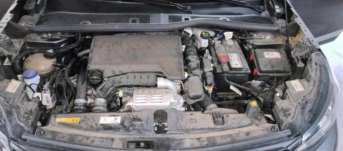 peugeot-2008-1-2-puretech-2022-gasolina-1199cc