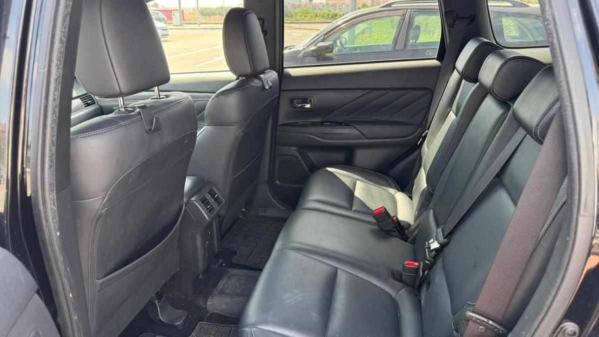 mitsubishi-outlander-2-0-phev-4wd-2018-hibrido-2000cc