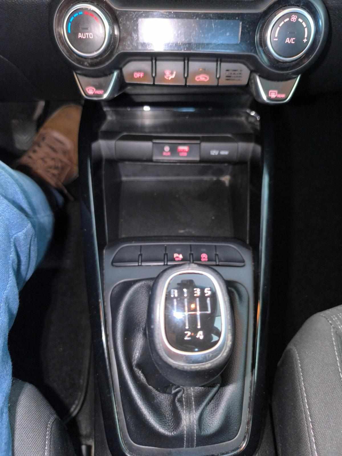 kia-stonic-1-0-t-gdi-2019-gasolina-998cc