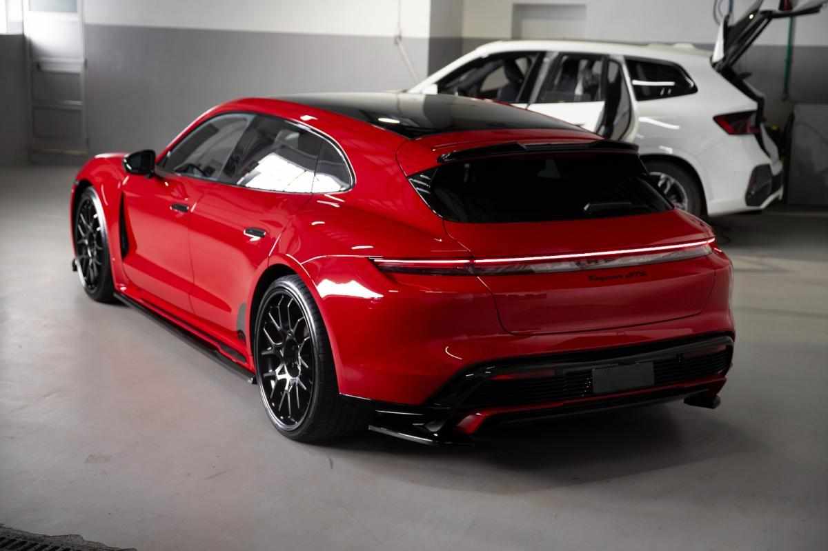 porsche-taycan-1-geracao-2023-eletrico