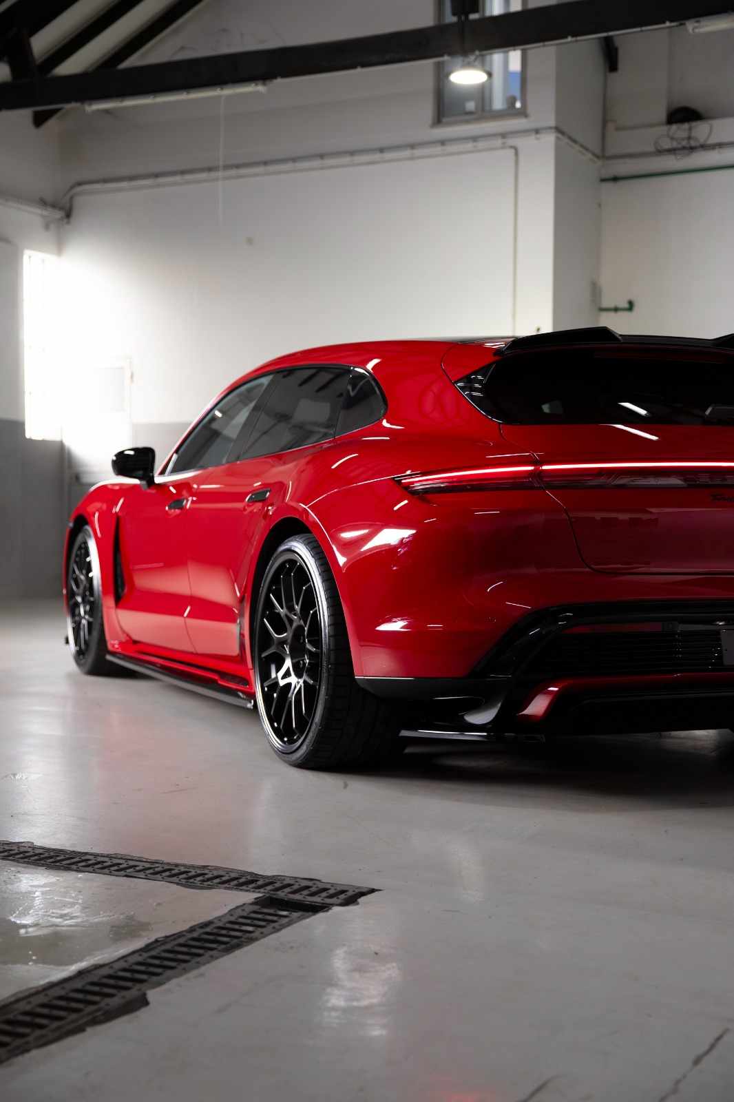 porsche-taycan-1-geracao-2023-eletrico