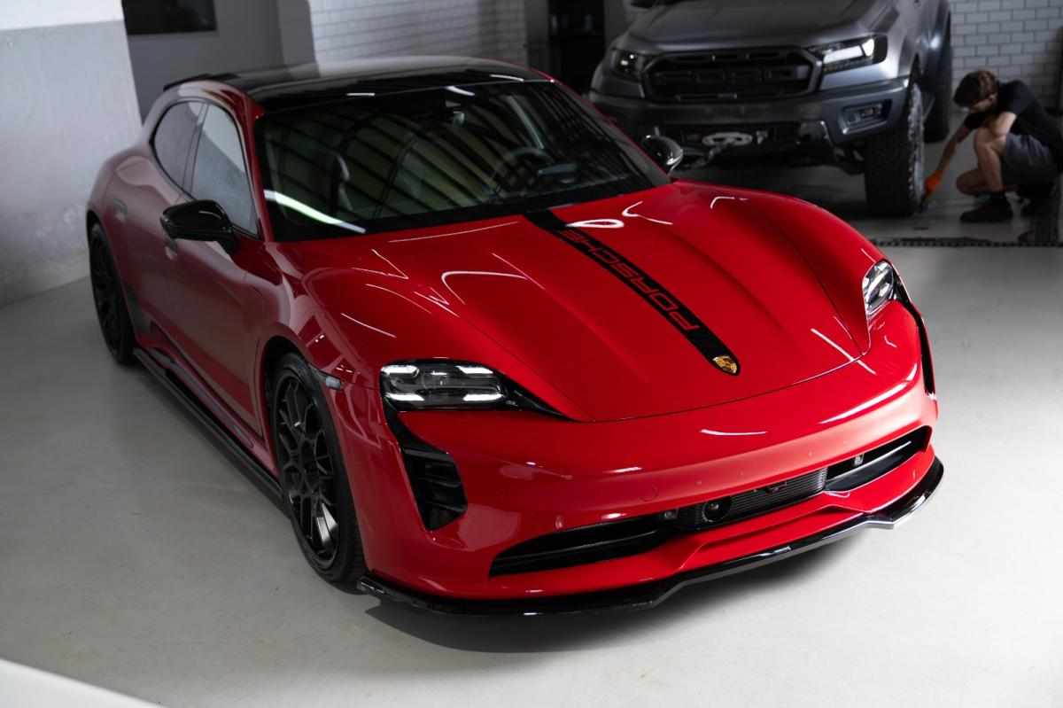 porsche-taycan-1-geracao-2023-eletrico