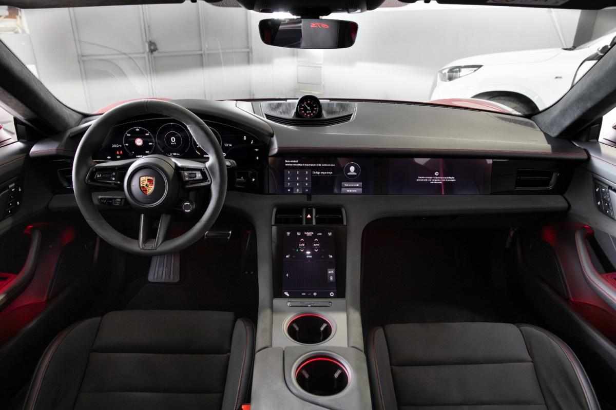 porsche-taycan-1-geracao-2023-eletrico