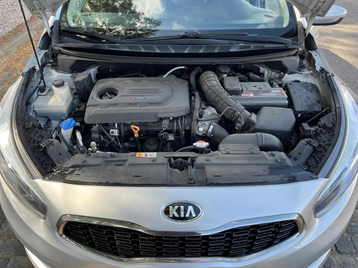 kia-ceed-1-4-90cv-2016-diesel-1396cc
