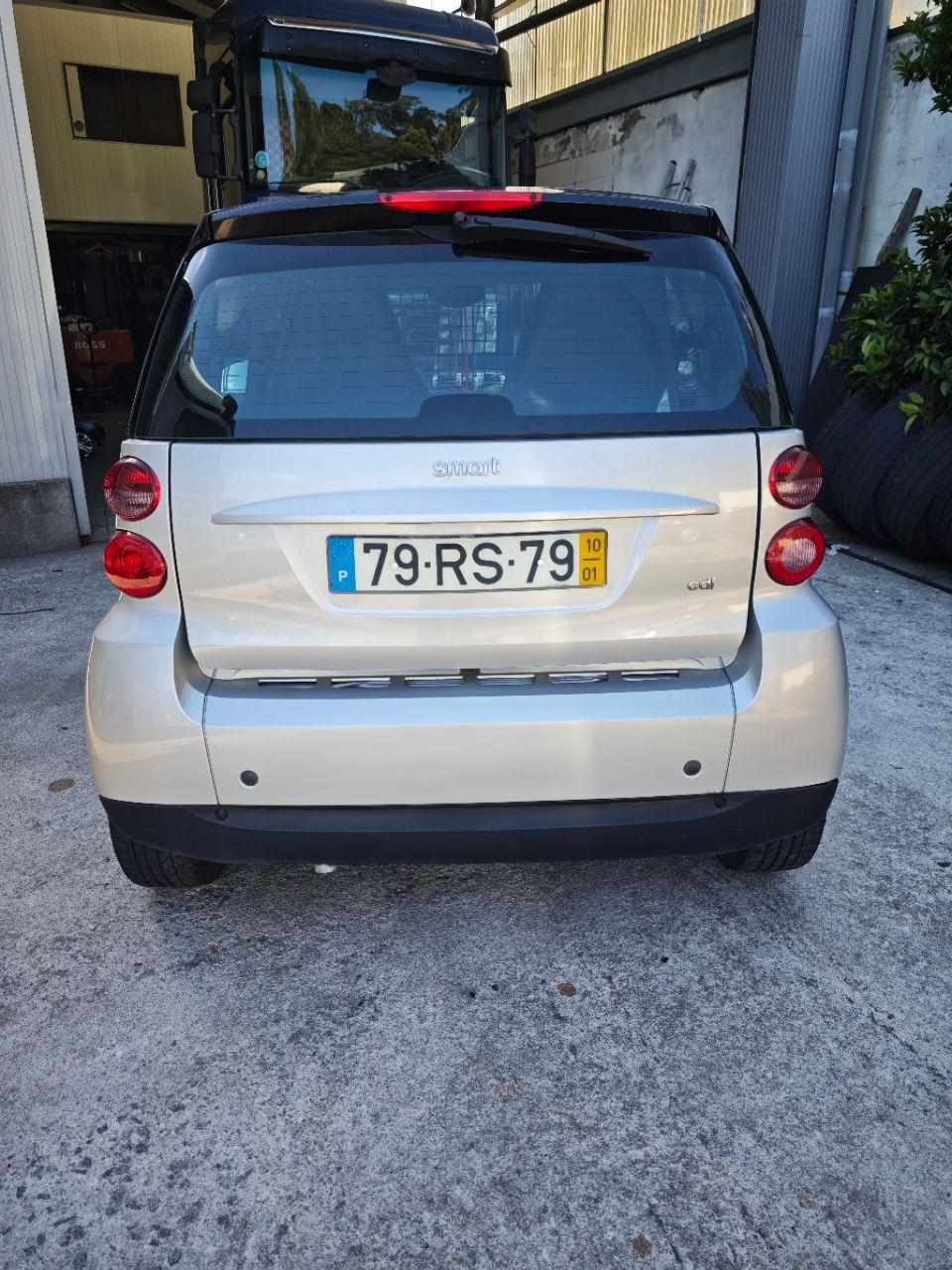 smart-fortwo-0-8-cdi-2010-diesel-799cc