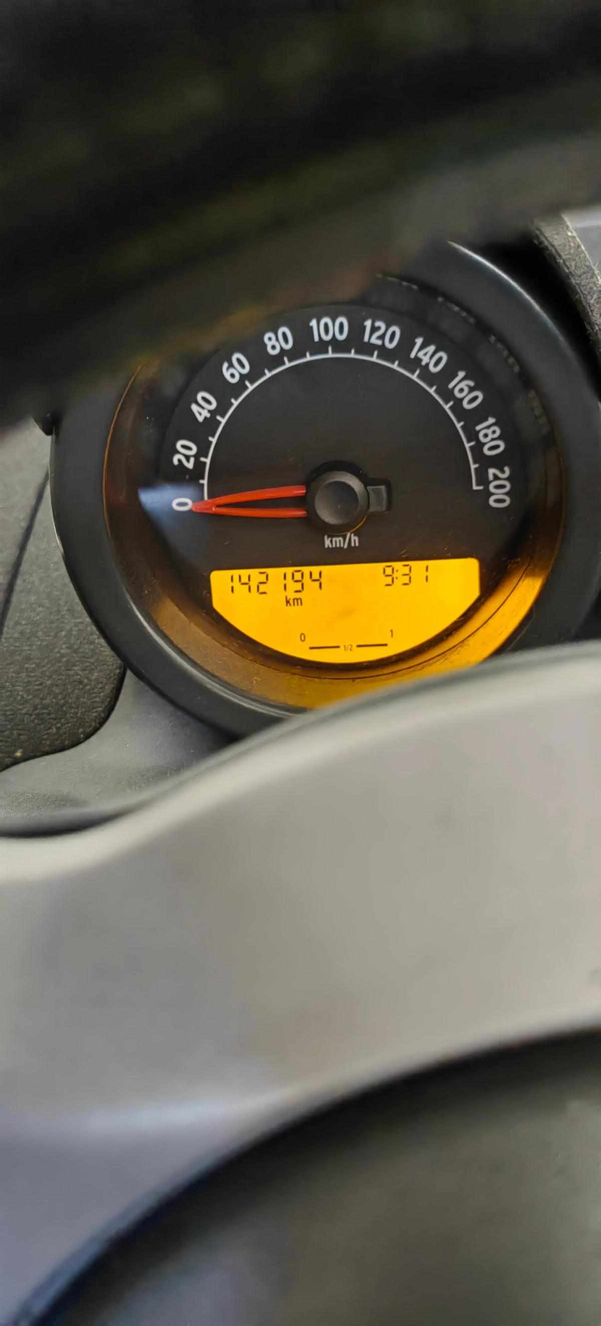 smart-roadster-0-7-2005-gasolina-698cc