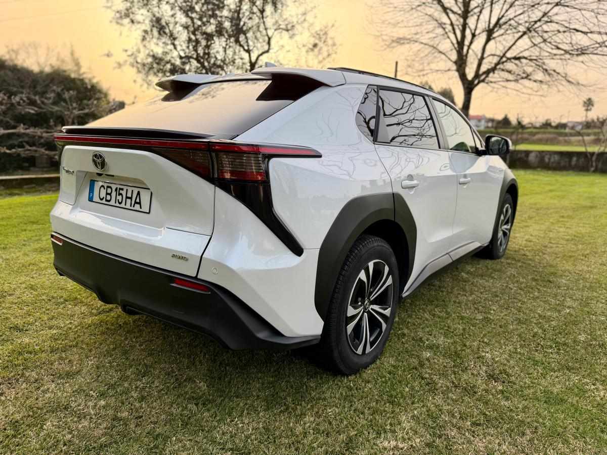 toyota-bz4x-72-8-kwh-awd-2024-eletrico