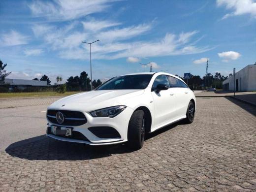mercedes-benz-cla-250-e-2022-gasolina-1332cc