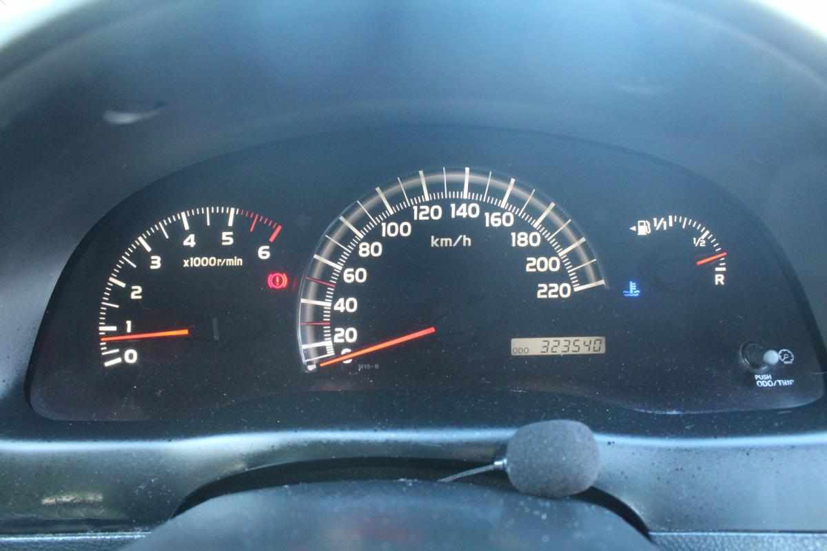 toyota-avensis-verso-2-0-d-4d-2005-diesel-1995cc