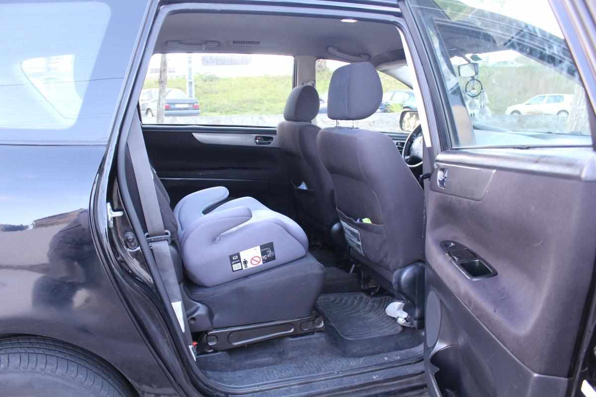 toyota-avensis-verso-2-0-d-4d-2005-diesel-1995cc