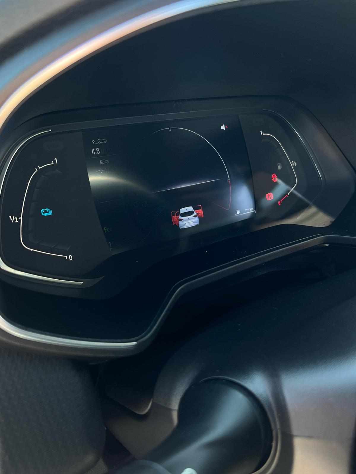 renault-clio-e-tech-hibrid-2020-gasolina-1598cc