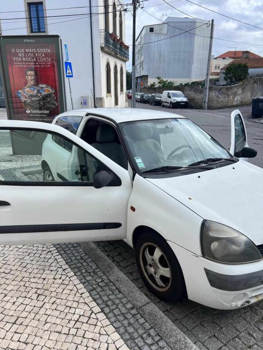 renault-clio-1-5-dci-2002-diesel-1461cc