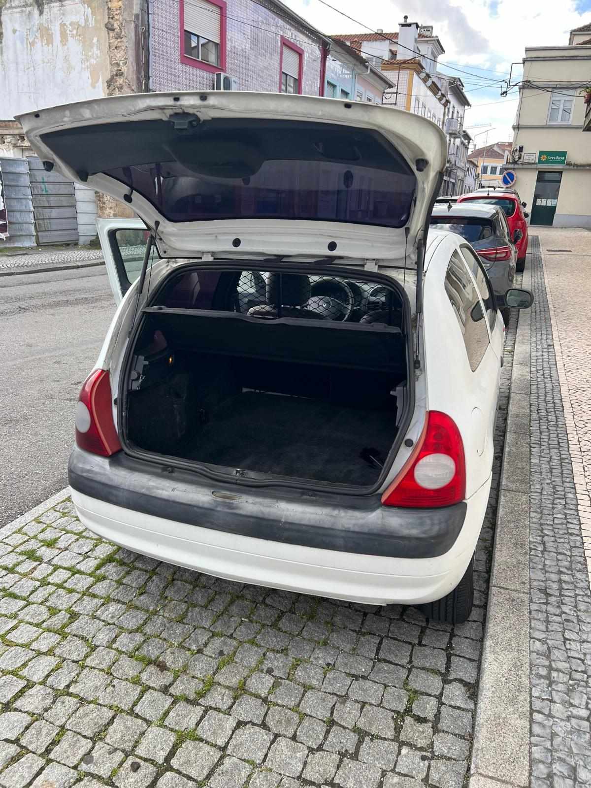 renault-clio-1-5-dci-2002-diesel-1461cc