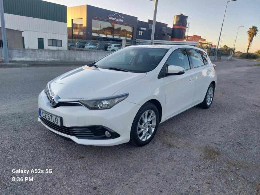 toyota-auris-1-2-turbo-2016-gasolina-1197cc