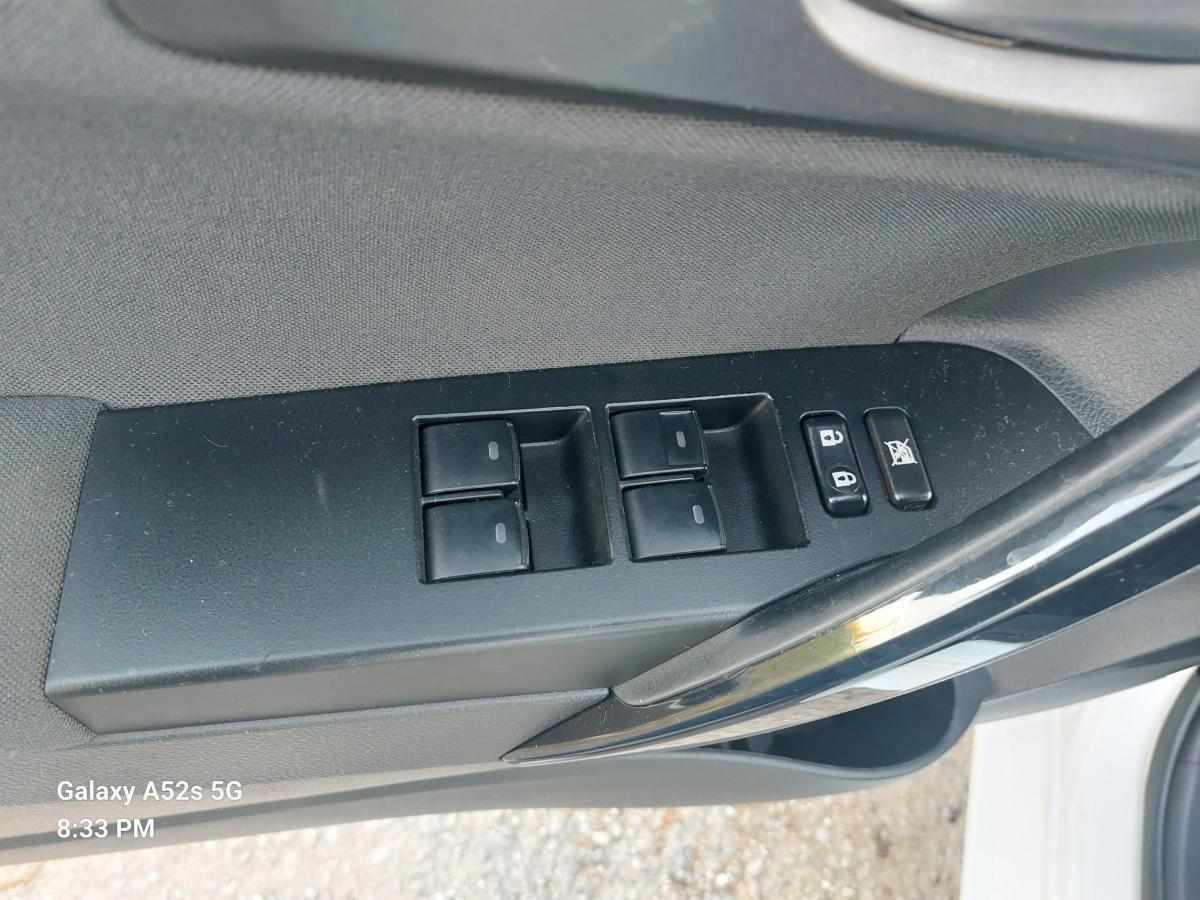 toyota-auris-1-2-turbo-2016-gasolina-1197cc