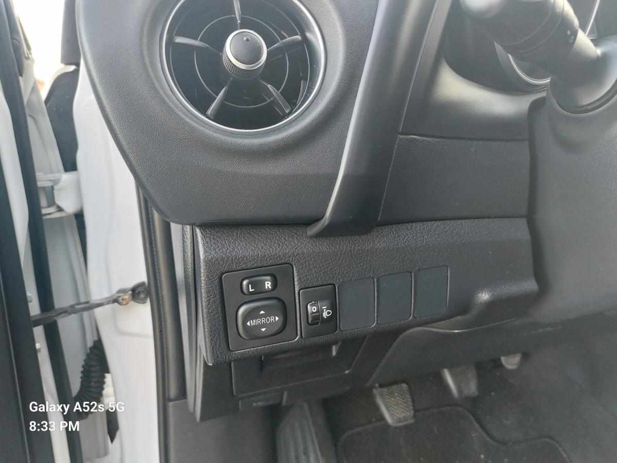 toyota-auris-1-2-turbo-2016-gasolina-1197cc