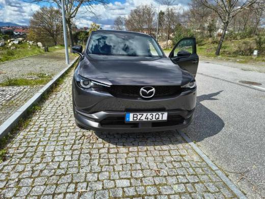 mazda-mx-30-0-8-e-skyactiv-r-ev-2023-eletrico-1660cc