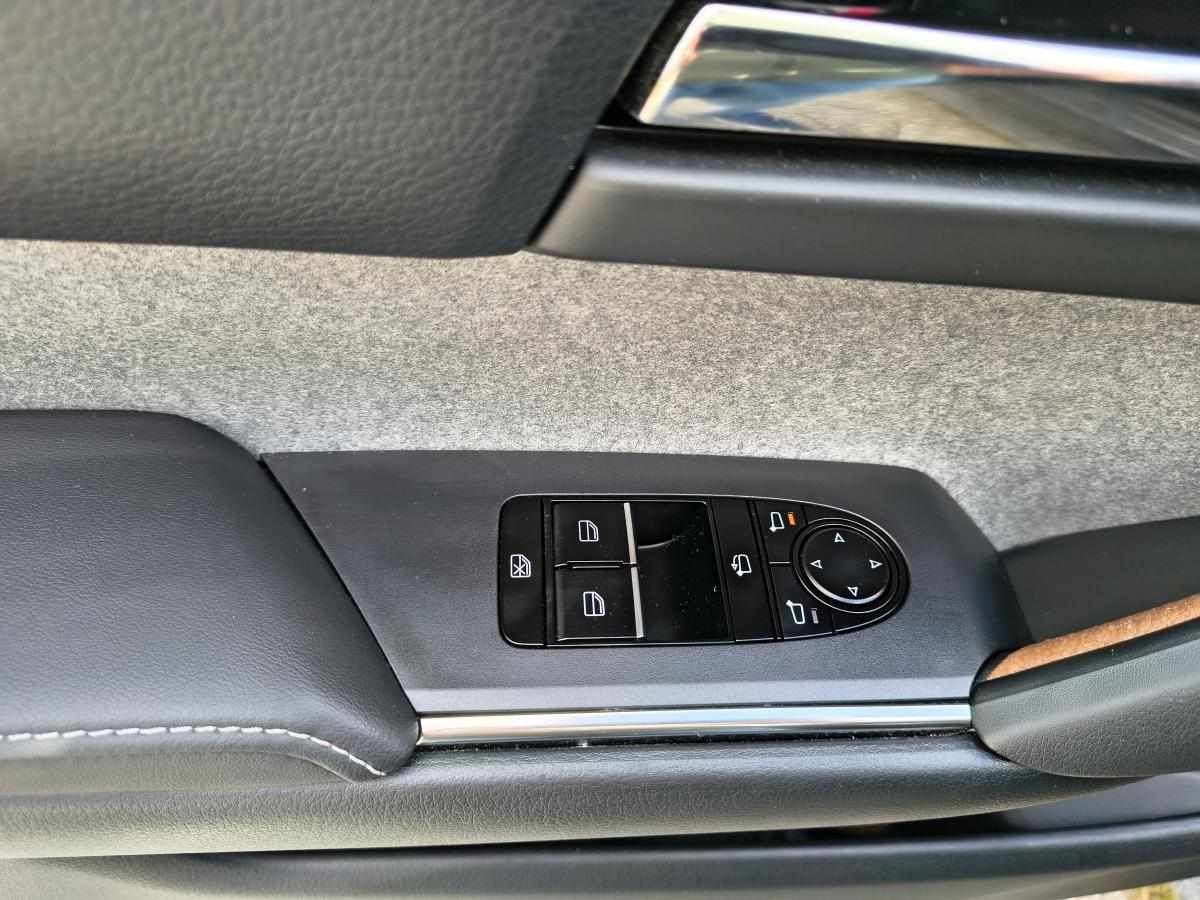 mazda-mx-30-0-8-e-skyactiv-r-ev-2023-eletrico-1660cc