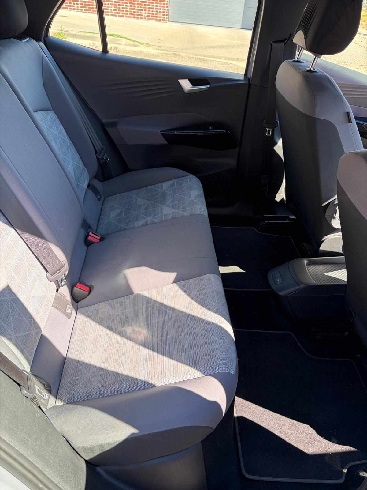 volkswagen-id-3-pure-performance-45-kwh-2022-eletrico