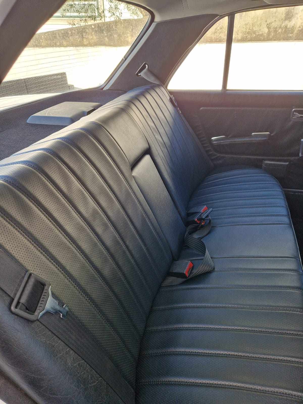 mercedes-benz-w123-200-t-1982-gasolina-1997cc