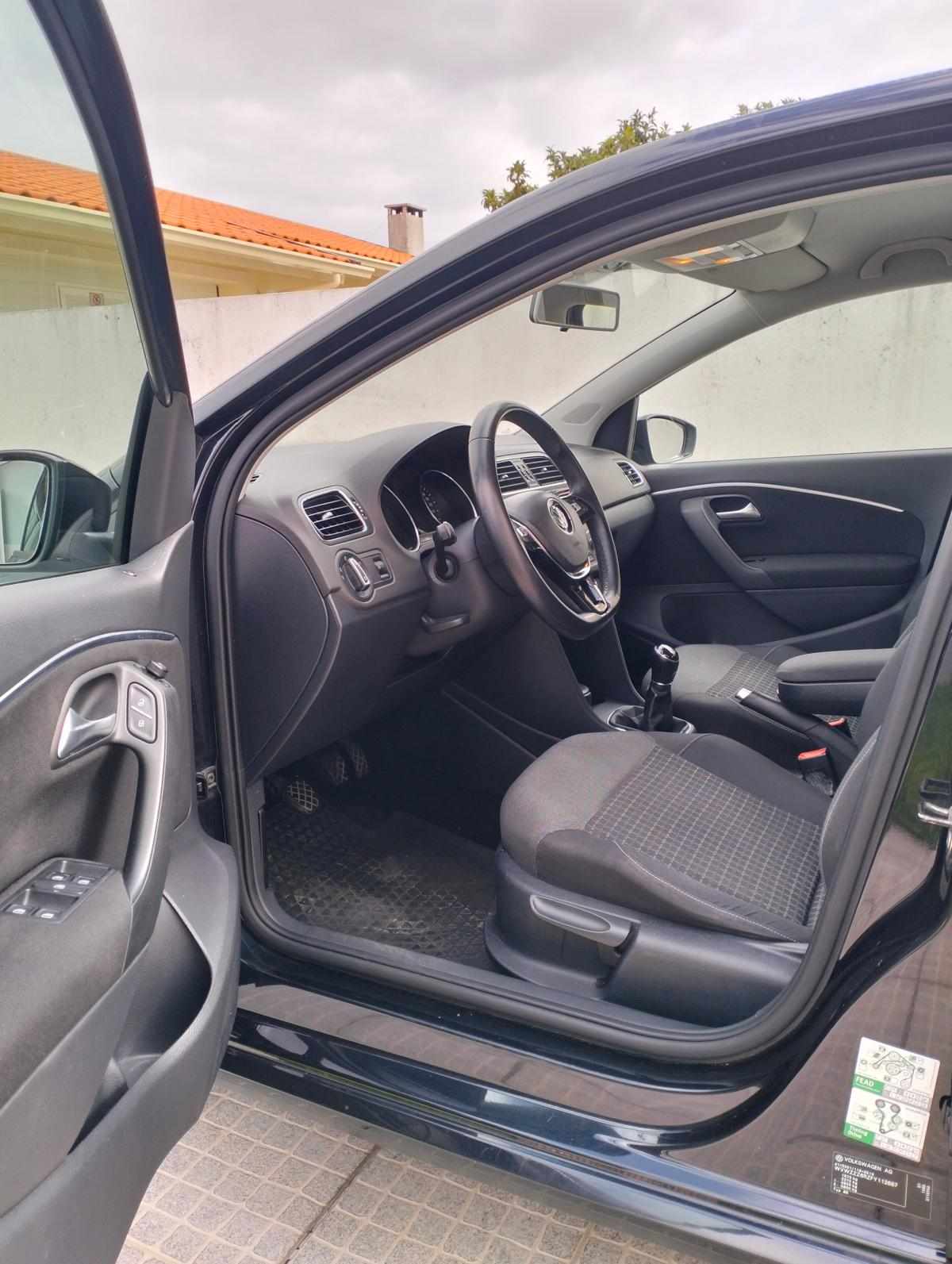 volkswagen-polo-1-0-2014-gasolina-999cc