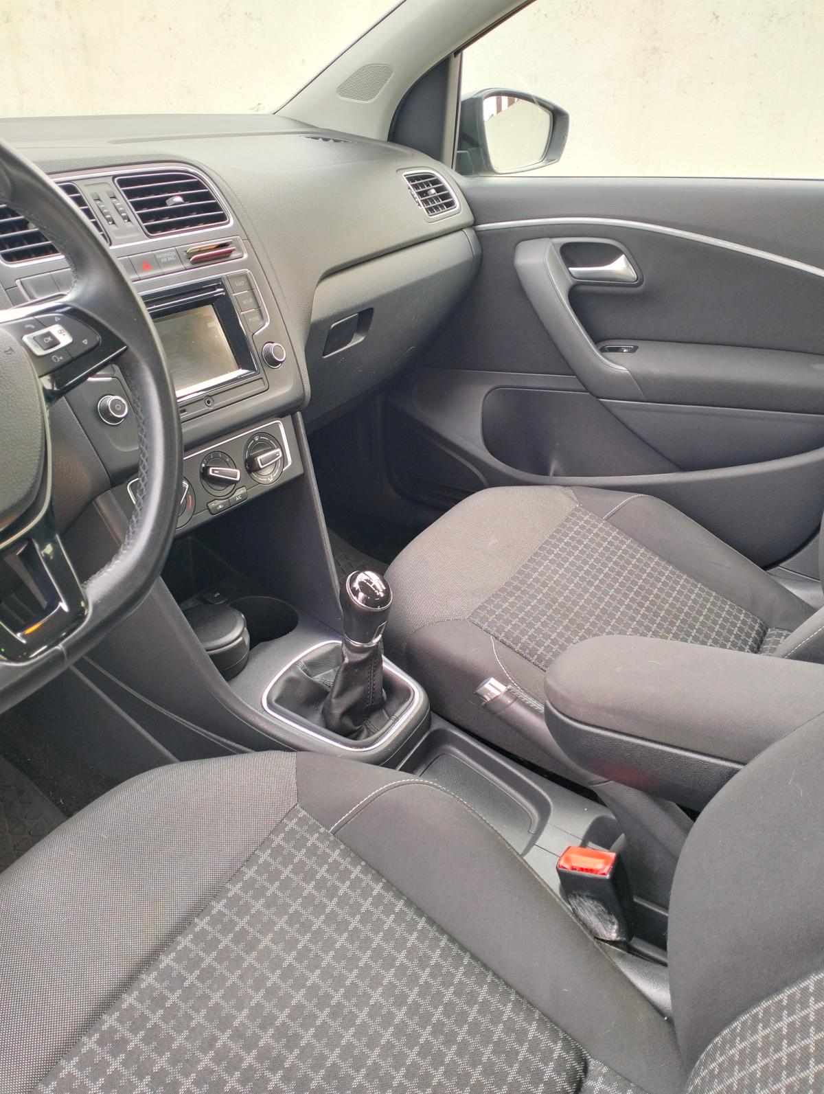 volkswagen-polo-1-0-2014-gasolina-999cc