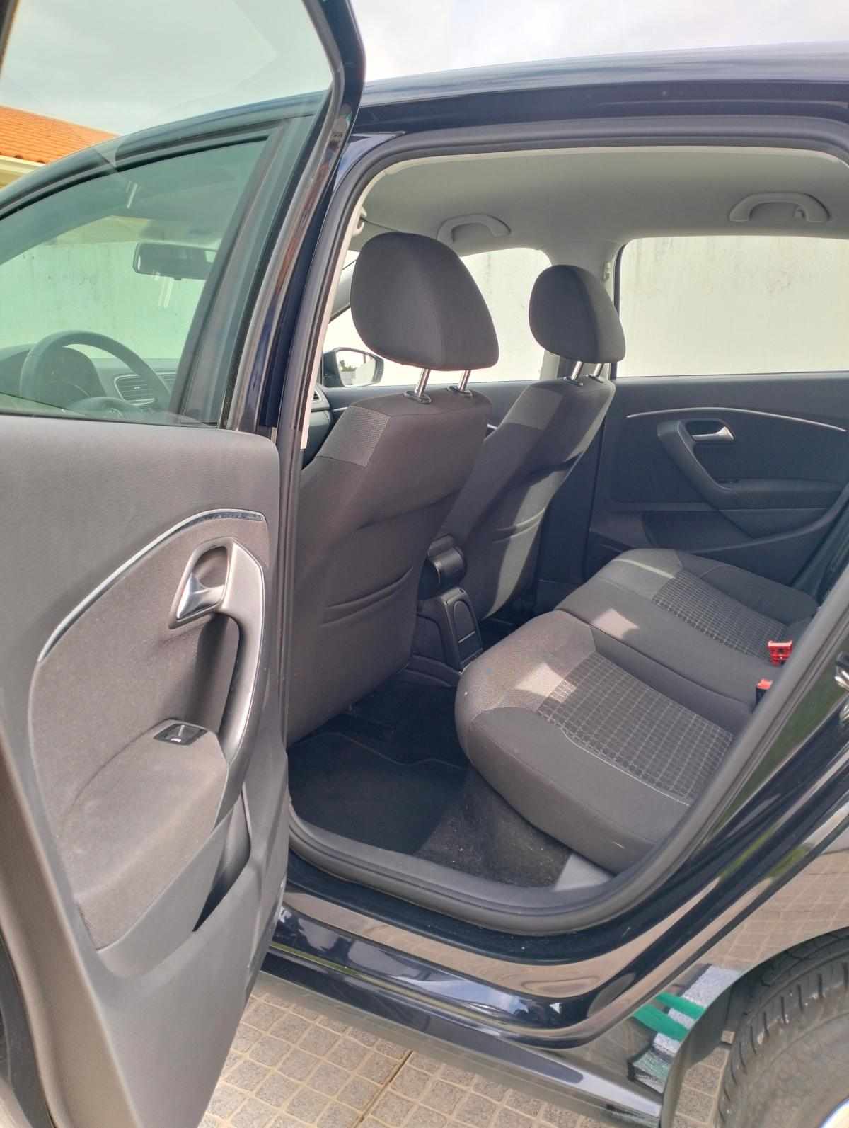volkswagen-polo-1-0-2014-gasolina-999cc