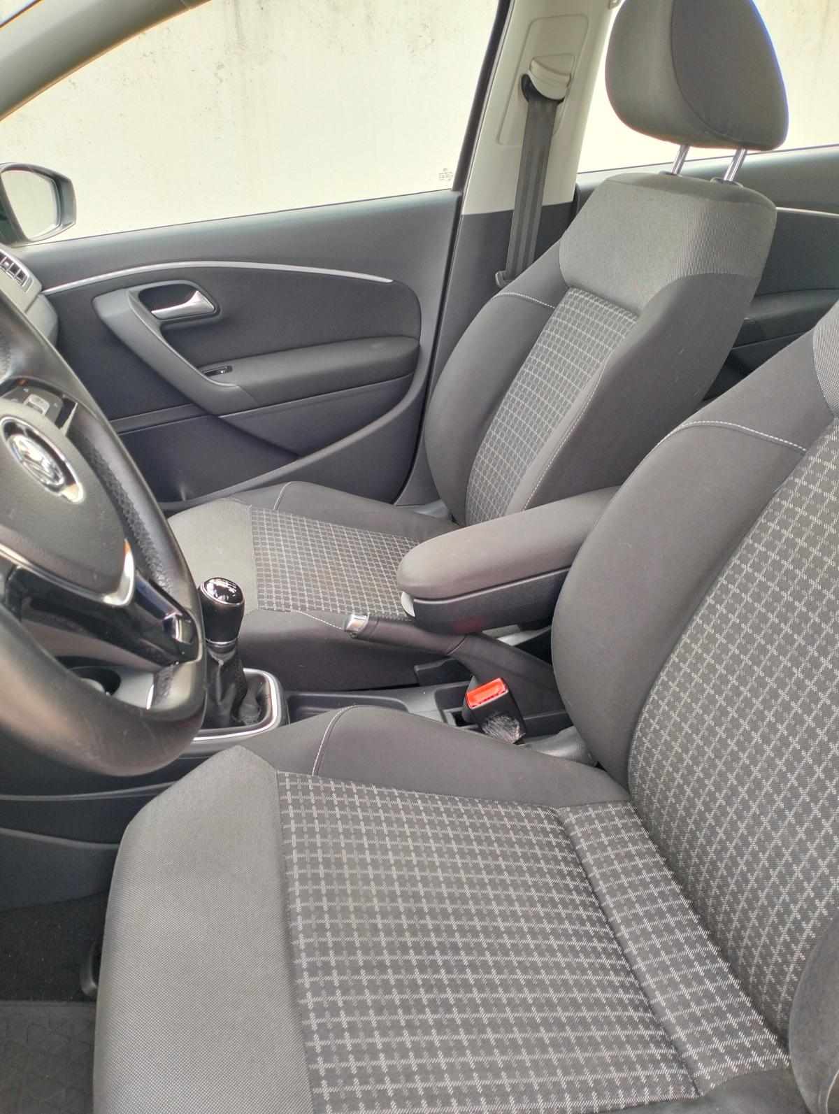 volkswagen-polo-1-0-2014-gasolina-999cc