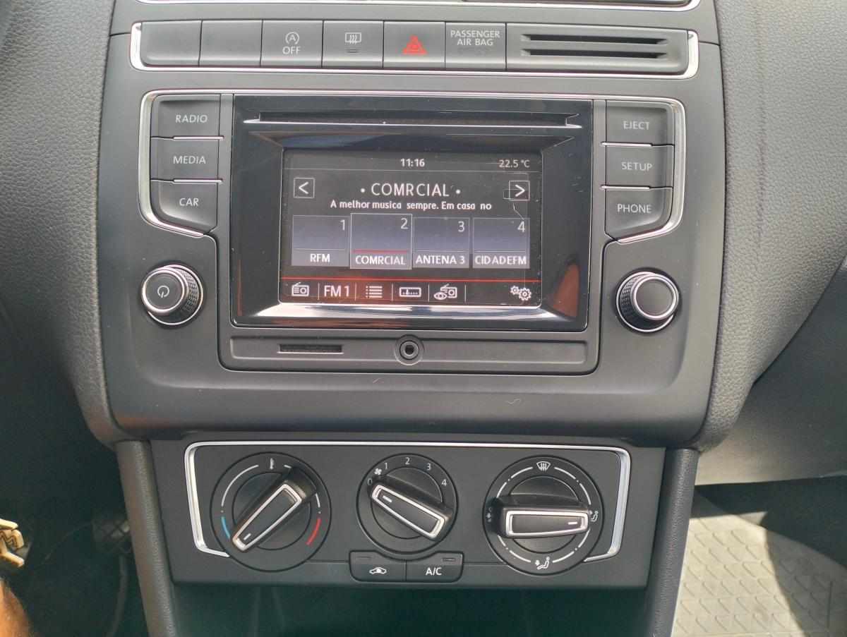 volkswagen-polo-1-0-2014-gasolina-999cc
