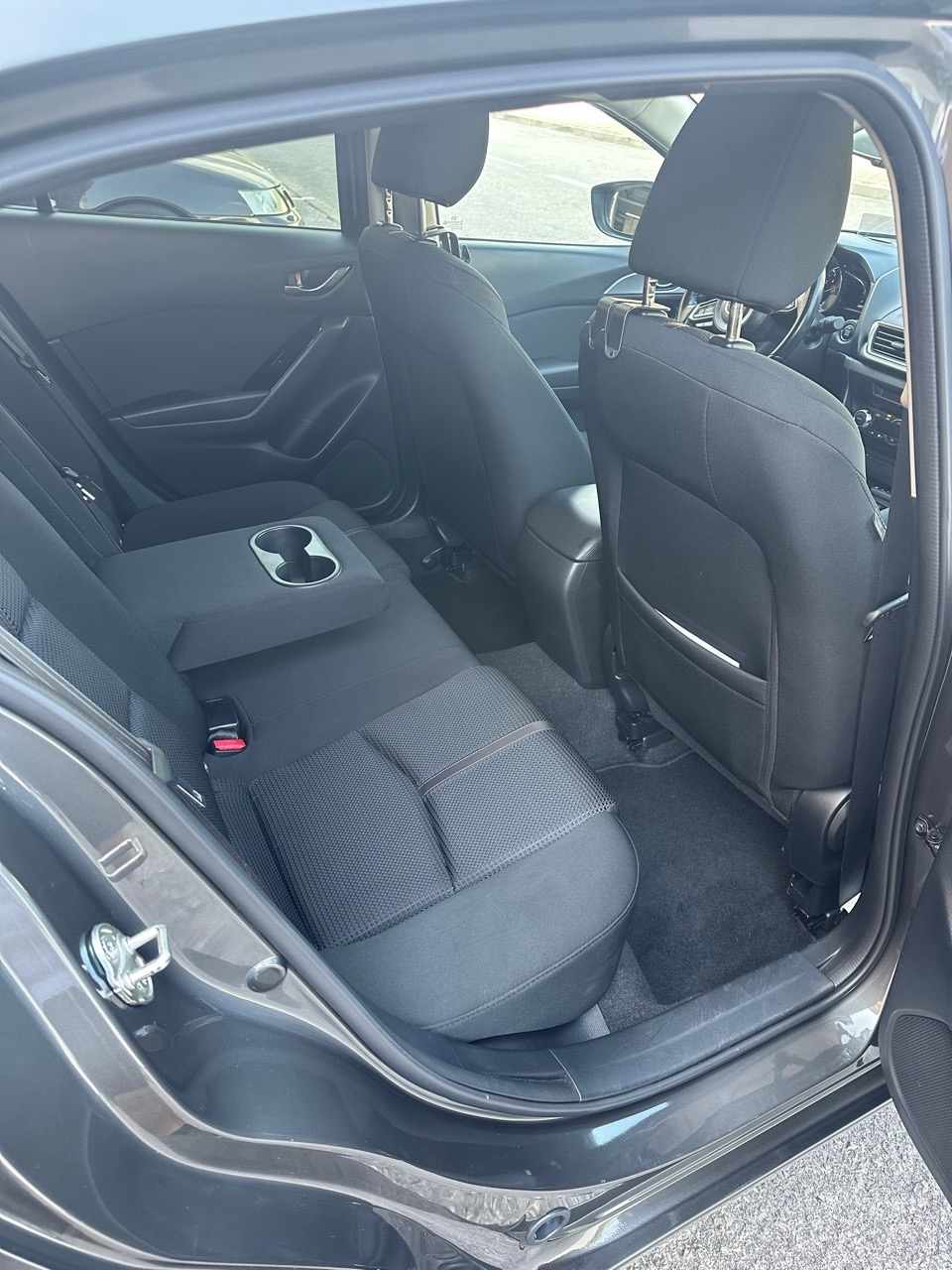 mazda-3-2-2-skyactiv-d-2018-diesel-2191cc