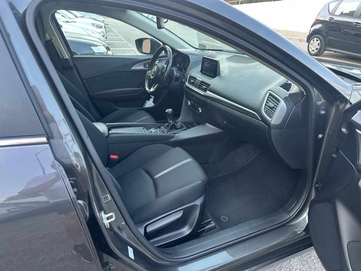 mazda-3-2-2-skyactiv-d-2018-diesel-2191cc