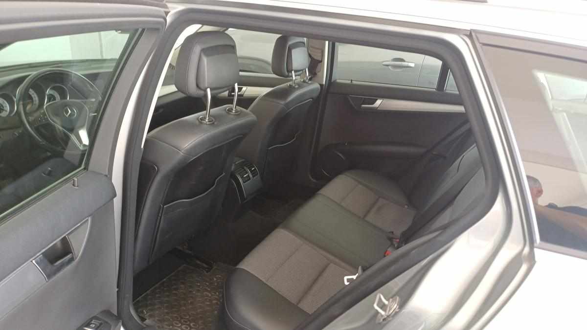 mercedes-benz-classe-c-c-220-cdi-blueefficiency-2011-diesel-2143cc