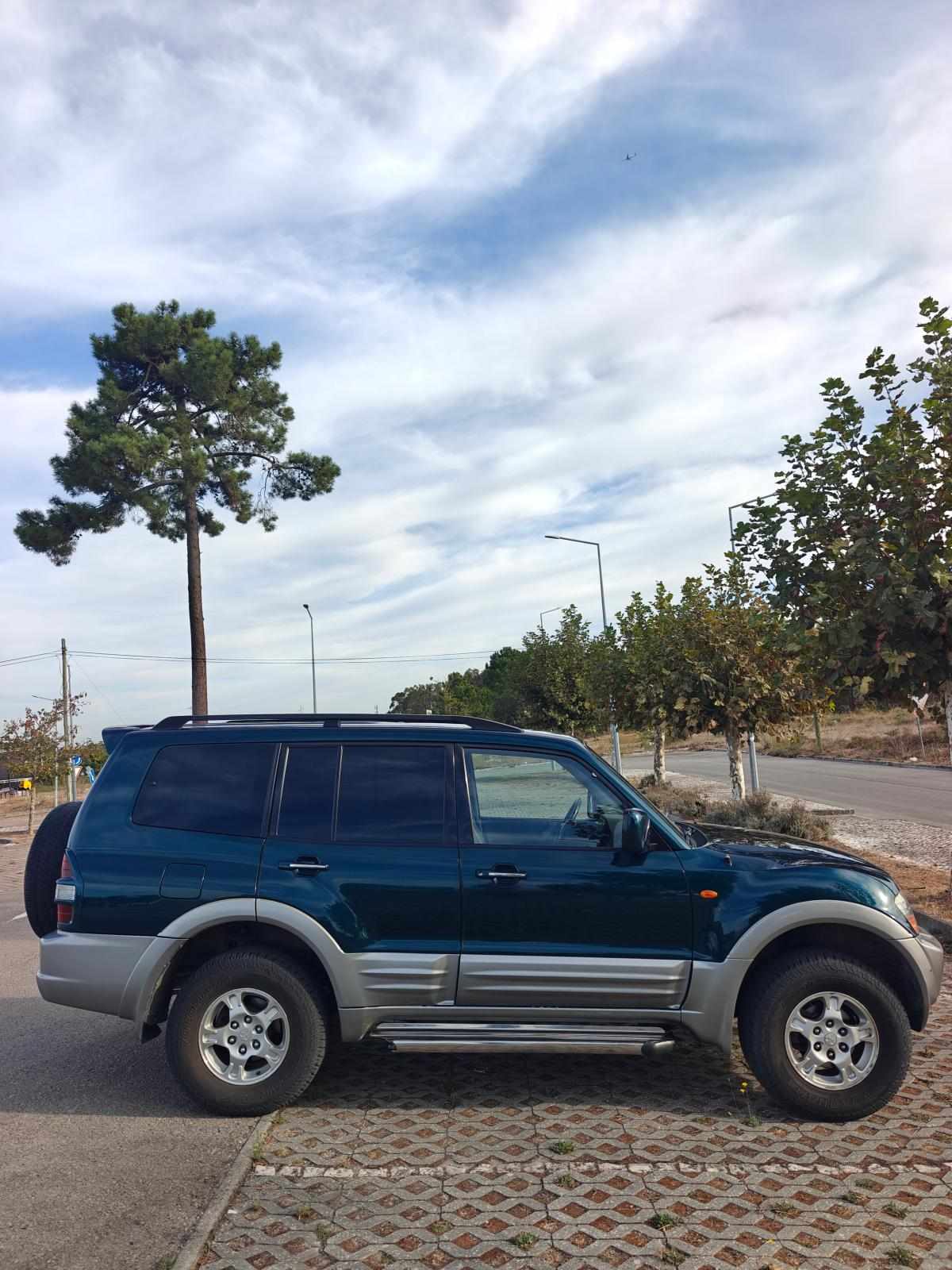 mitsubishi-pajero-3-2-di-d-4wd-2000-diesel-3200cc
