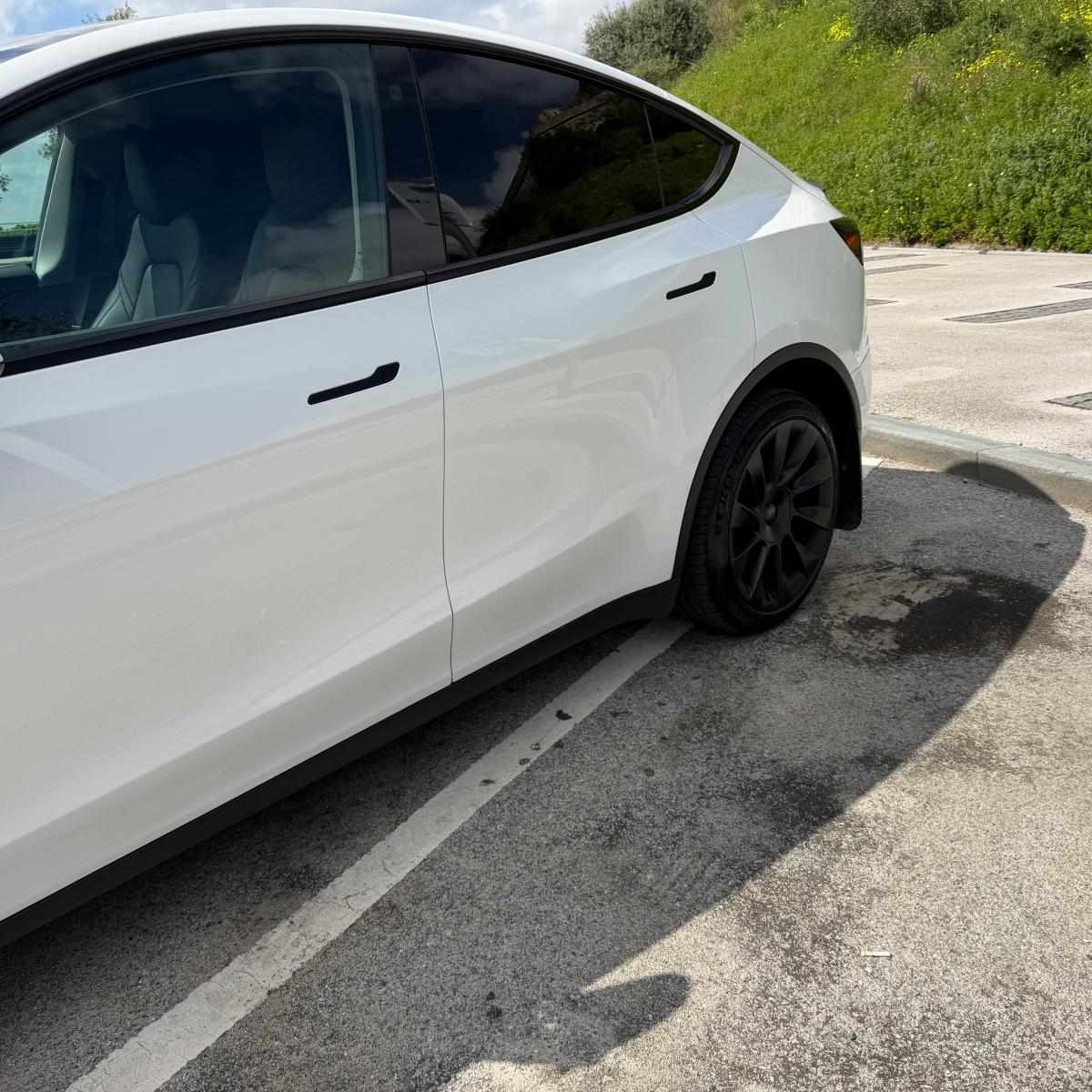 tesla-model-y-long-range-awd-2022-eletrico