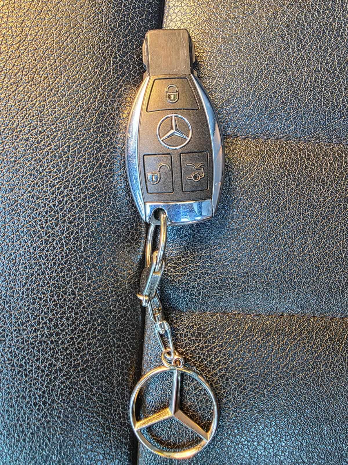 mercedes-benz-classe-c-c-200-cdi-blueefficiency-2010-diesel-2143cc