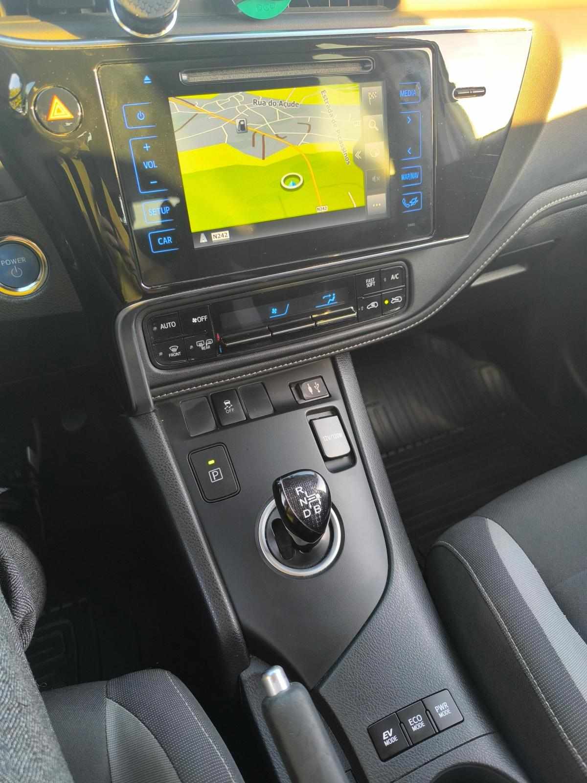 toyota-auris-hybrid-1-8-vvt-i-3jm-2018-gasolina-1798cc