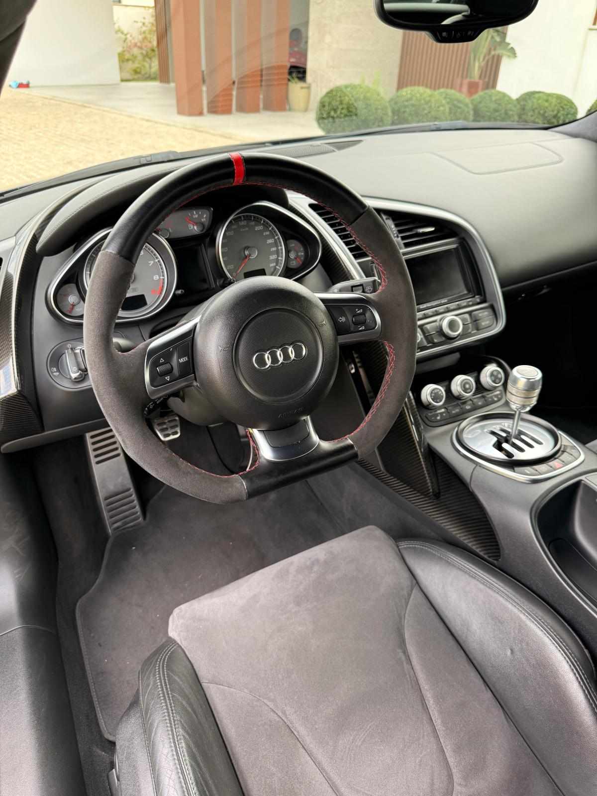 audi-r8-4-2-fsi-v8-quattro-2011-gasolina-4163cc