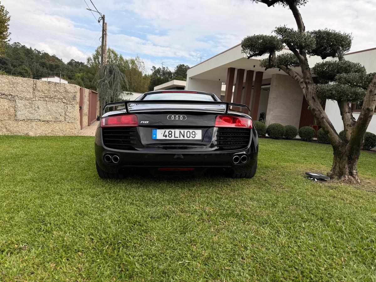 audi-r8-4-2-fsi-v8-quattro-2011-gasolina-4163cc