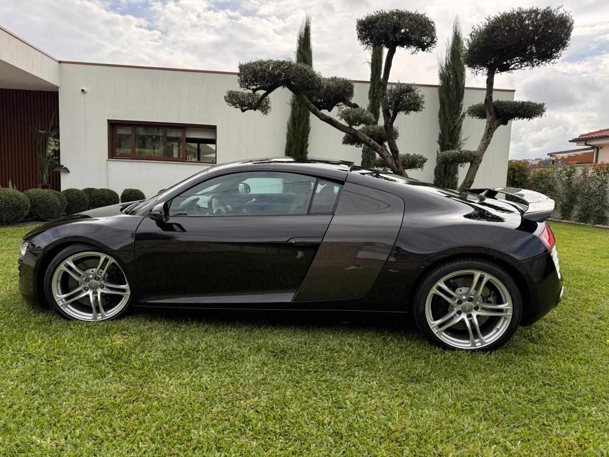audi-r8-4-2-fsi-v8-quattro-2011-gasolina-4163cc