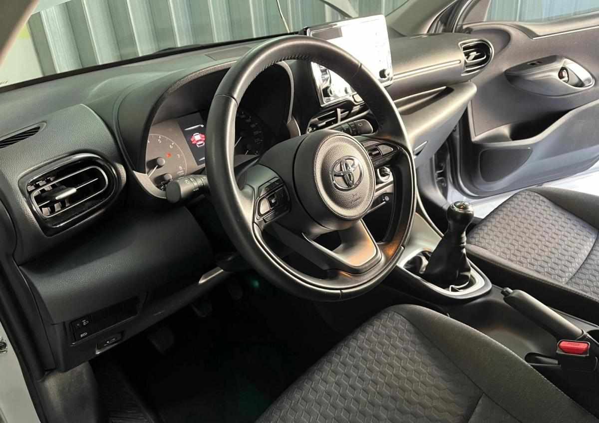 toyota-yaris-1-0-vvt-i-2023-gasolina-998cc