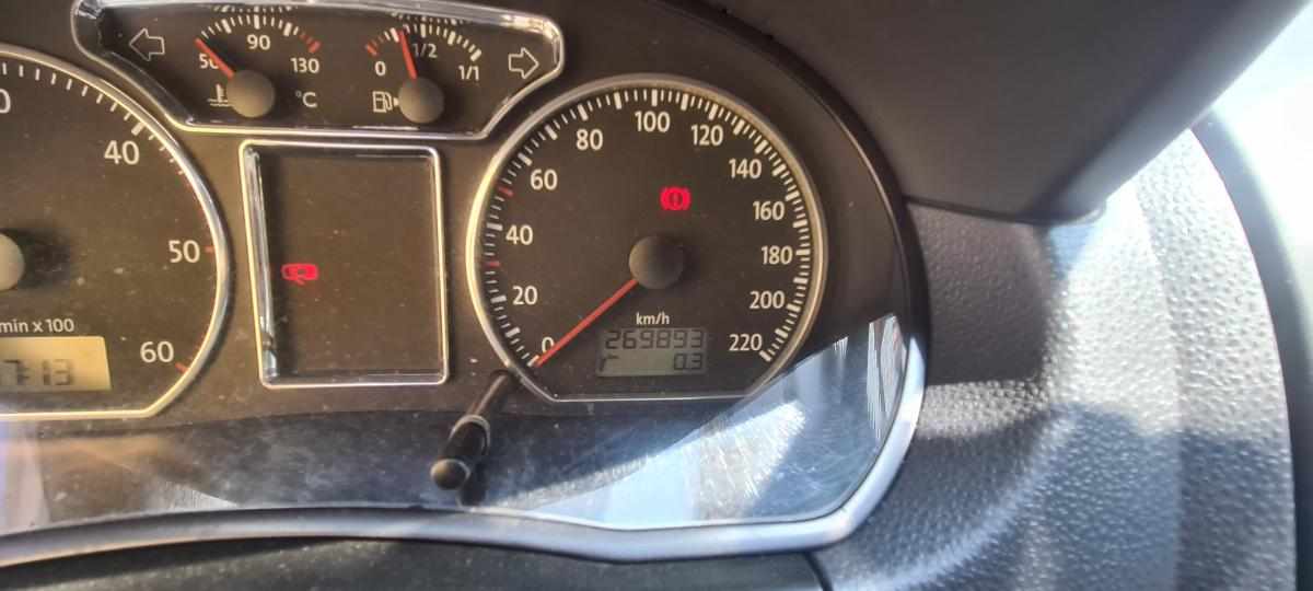 volkswagen-polo-1-4-tdi-2009-diesel-1422cc