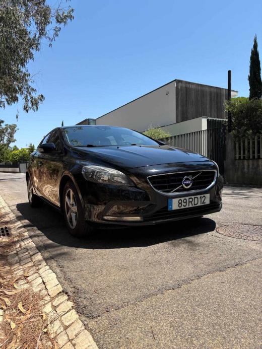 volvo-v40-d2-2016-diesel-1969cc