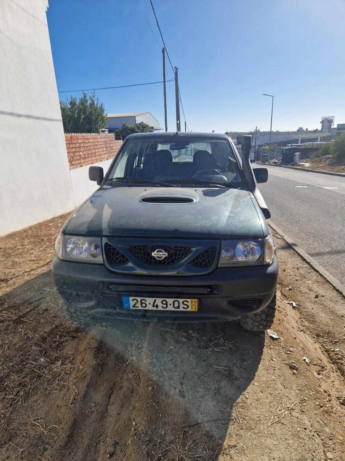 nissan-terrano-ii-2-7-100cv-2000-diesel-2664cc