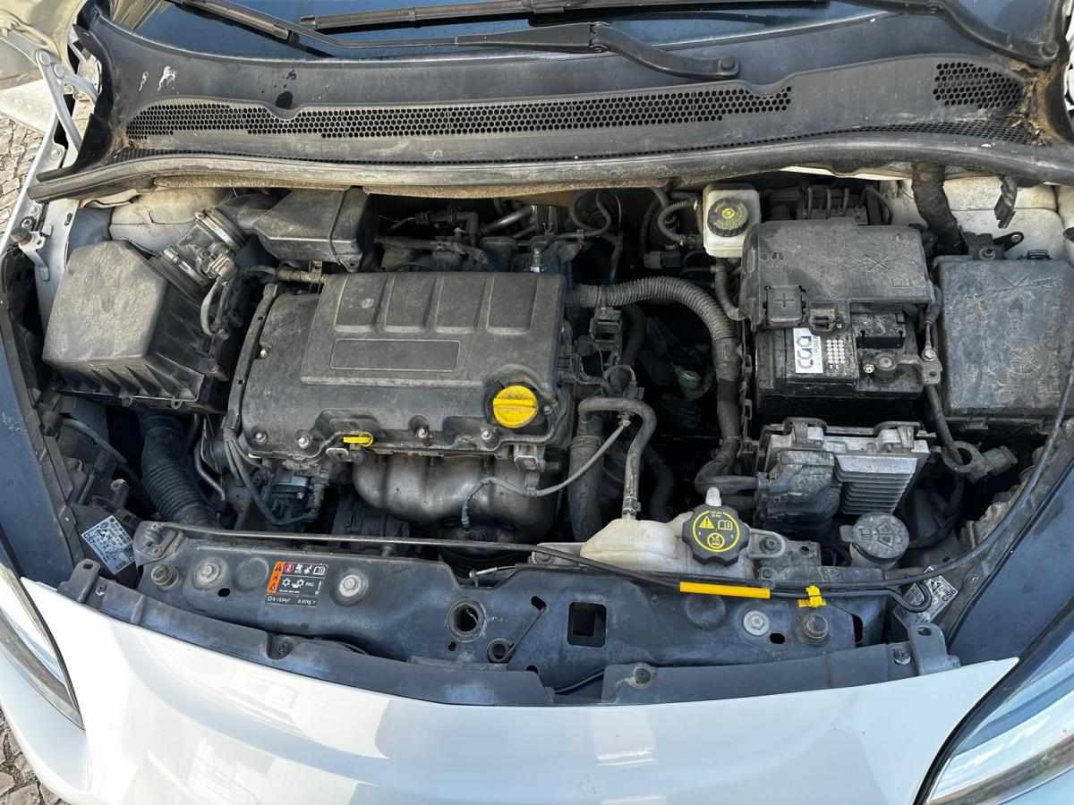 opel-corsa-1-2-2017-gasolina-1229cc