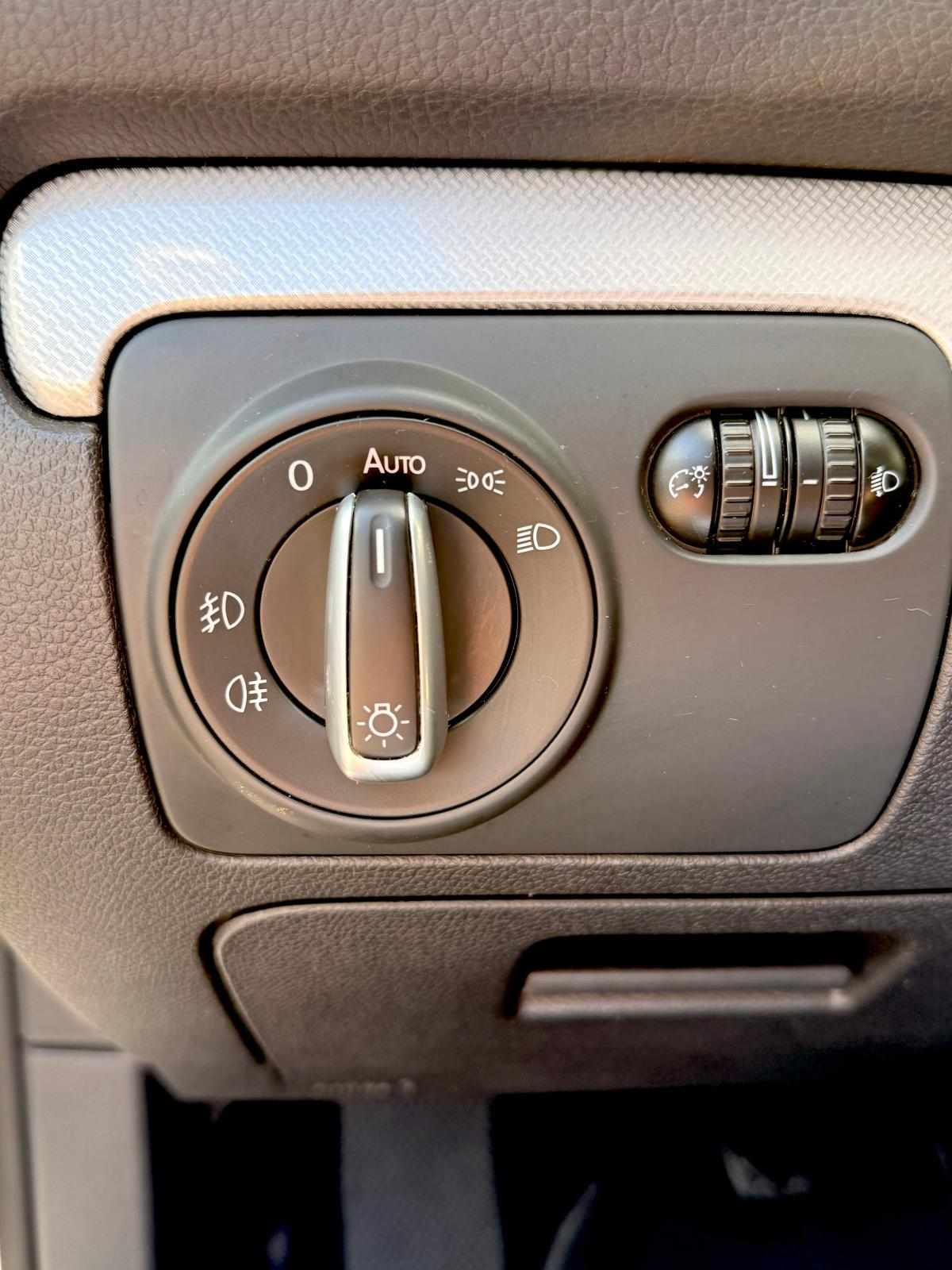 volkswagen-golf-1-2-tsi-bluemotion-2012-gasolina-1197cc