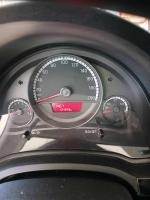 volkswagen-up-1-0-2014-gasolina-999cc