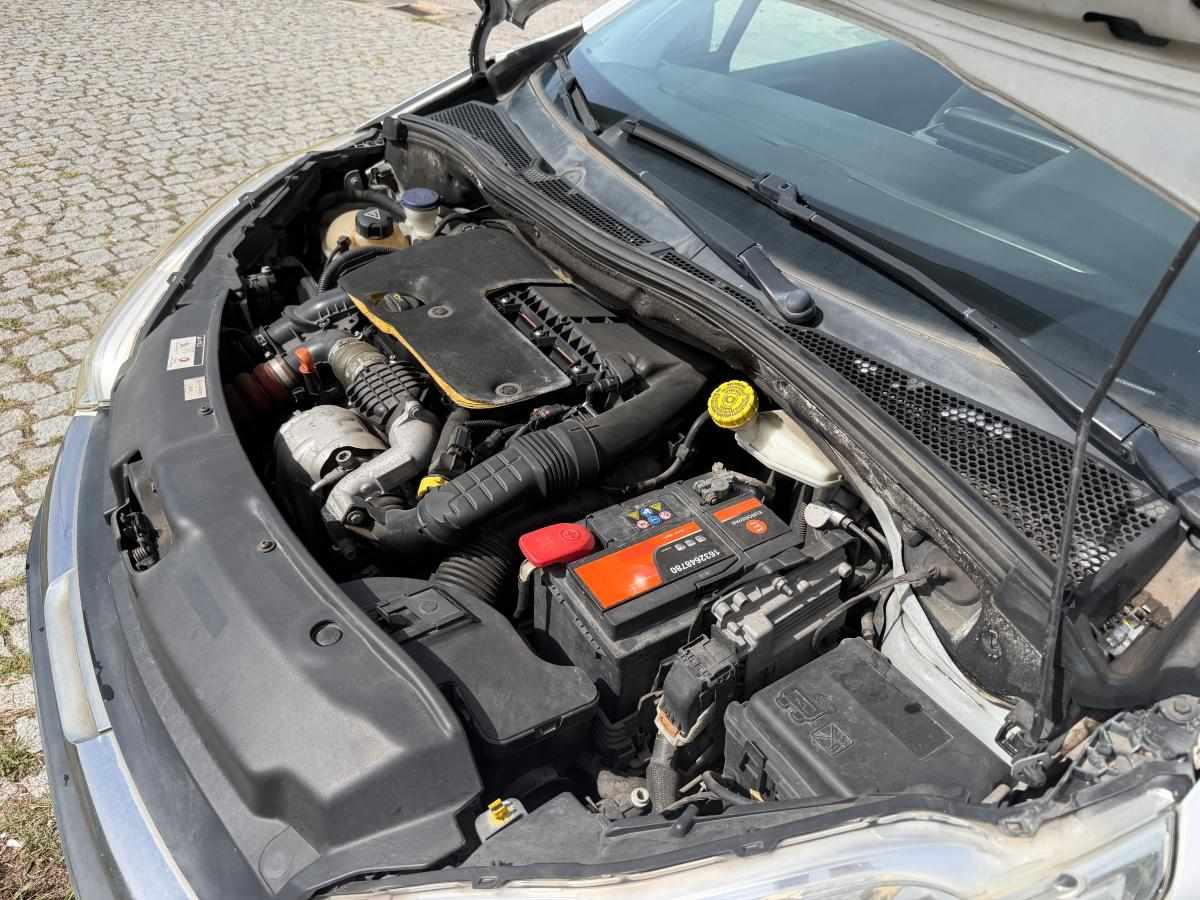 peugeot-208-1-6-bluehdi-2016-diesel-1560cc