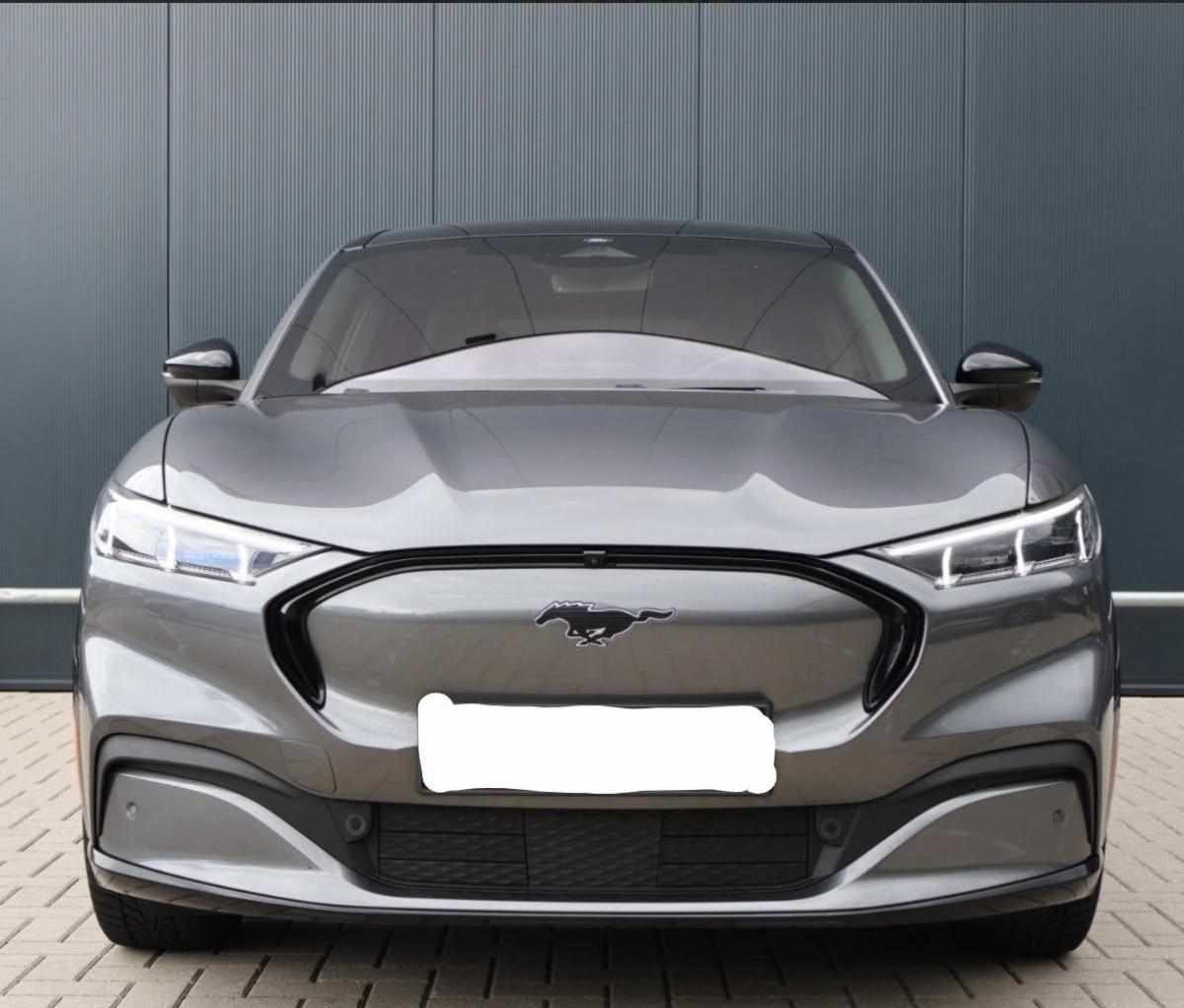 ford-mustang-mach-e-long-range-2021-eletrico