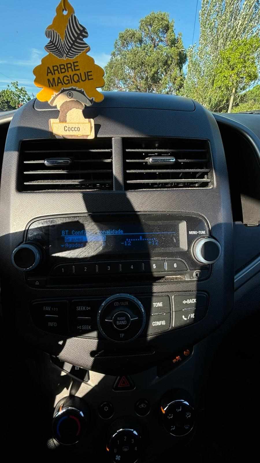 chevrolet-aveo-1-2-2012-gasolina-1229cc