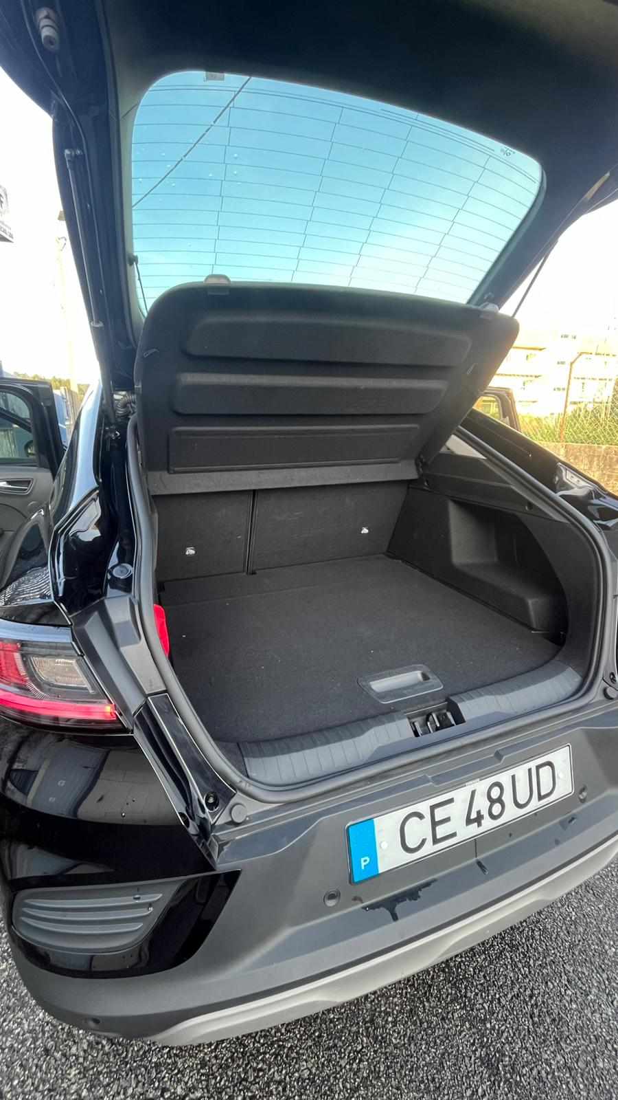 renault-arkana-e-tech-hybrid-2024-gasolina-1598cc